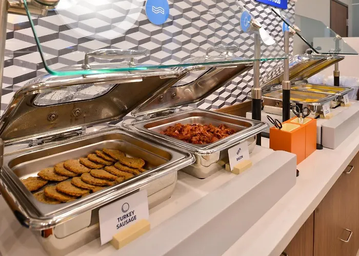 Holiday Inn Express & Suites - Austin - Manor By Ihg