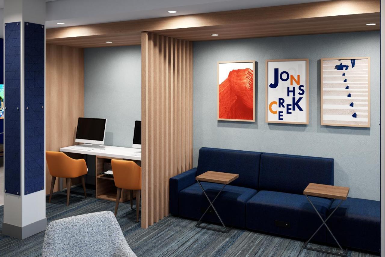 Express & - Austin - By Ihg Hotel 3*