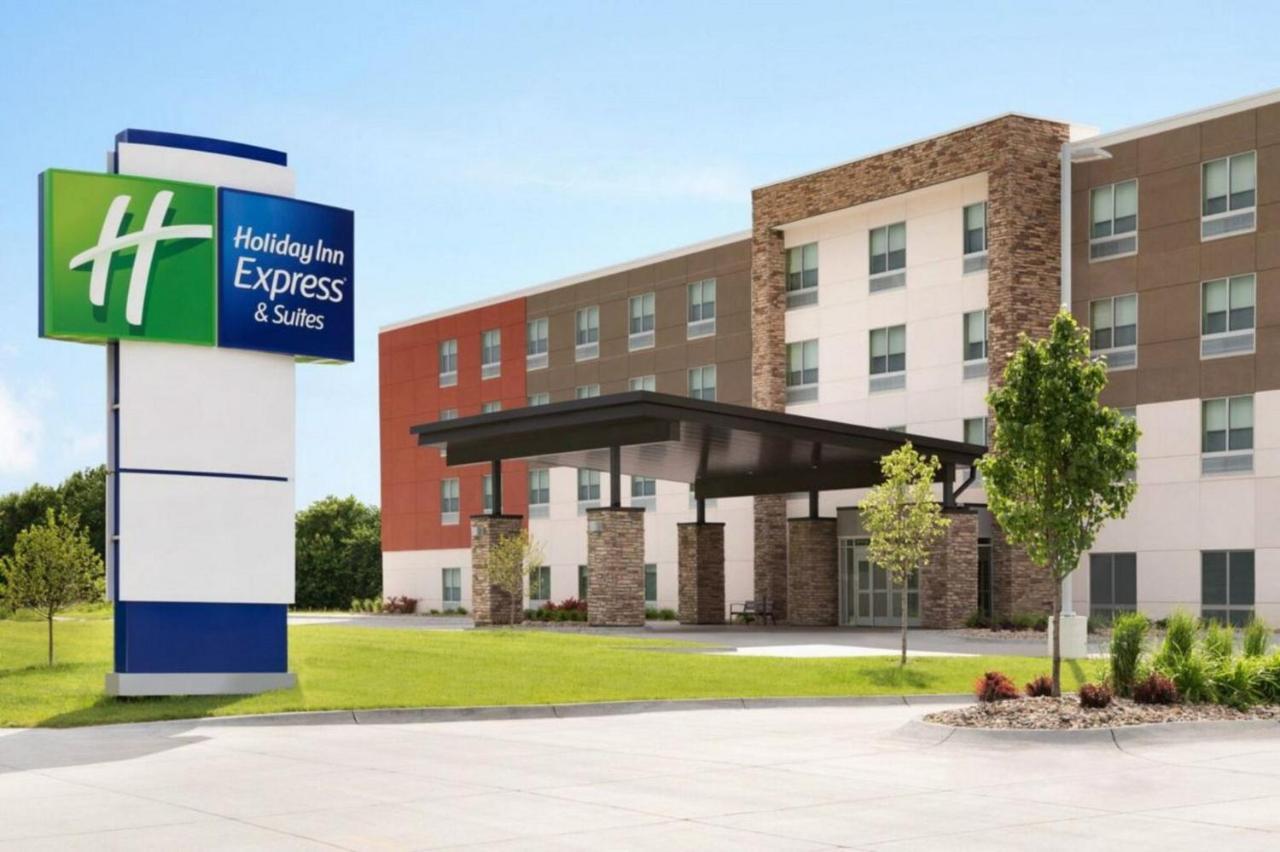 Express & - Austin - By Ihg