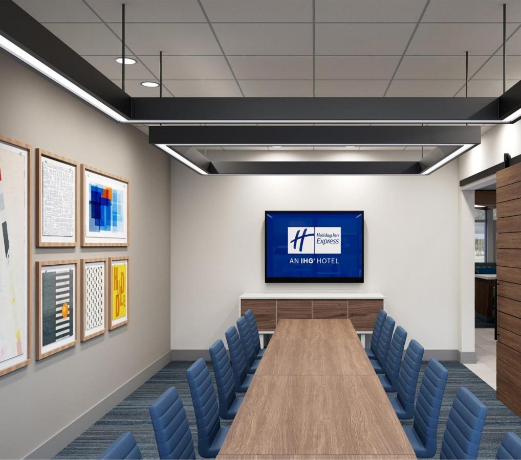 Hotel Express & - Austin - By Ihg Manor